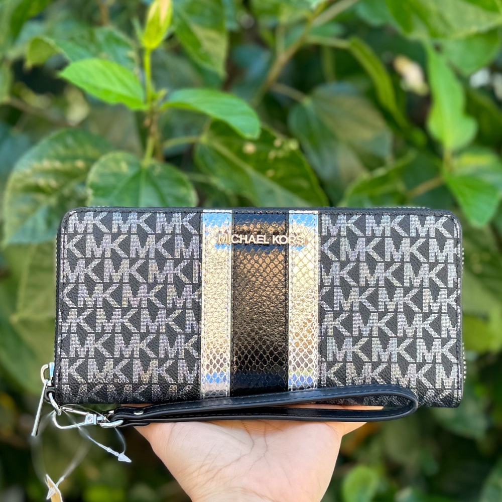 Michael Kors Jet Set Travel LG Continental Wallet MK Center Stripe Black Multi
